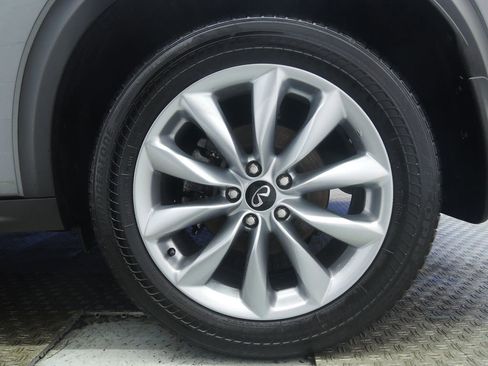 Used 2022 INFINITI QX50 Luxe image 7