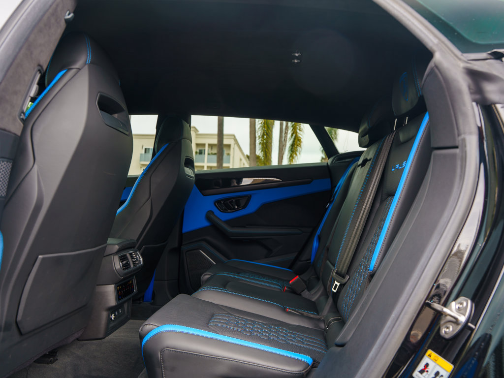 Used 2024 Lamborghini Urus S AWD/4WD image 16