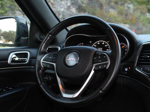 Used 2018 Jeep Grand Cherokee High Altitude image 20