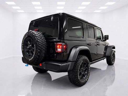Used 2023 Jeep Wrangler Unlimited w/ Sun & Screen Package AWD/4WD image 9