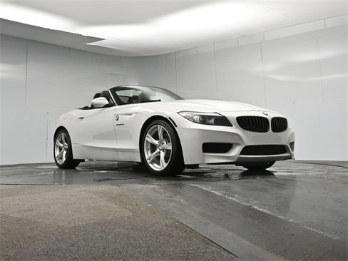 Used 2012 BMW Z4 sDrive28i image 31