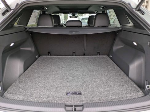 New 2026 Volkswagen Atlas Cross Sport SEL Premium R-Line image 13