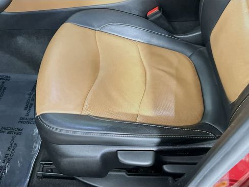 Used 2017 Chevrolet Volt Premier w/ Driver Confidence II Package image 32