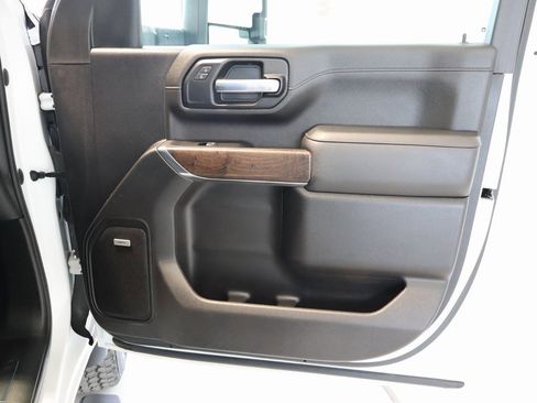 Certified 2023 GMC Sierra 3500 Denali w/ Denali Ultimate Package image 39