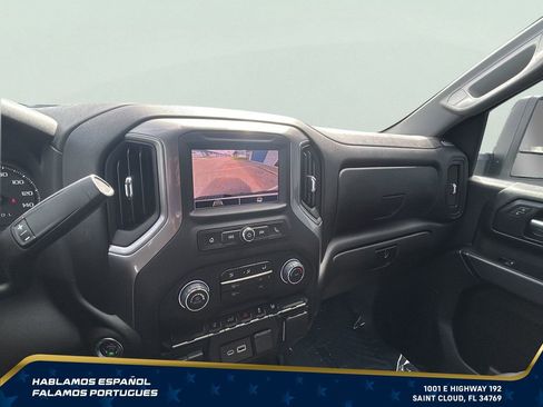 Used 2025 Chevrolet Silverado 2500 Custom w/ Custom Convenience Package AWD/4WD image 19