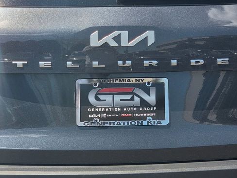 Used 2022 Kia Telluride S AWD/4WD image 35