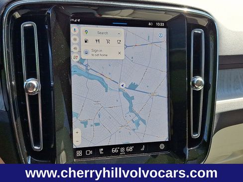 New 2025 Volvo XC40 B5 Ultra w/ Protection Package Premier image 16