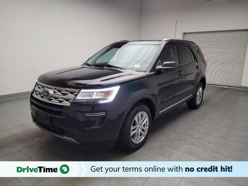 Used 2018 Ford Explorer XLT AWD/4WD image 1