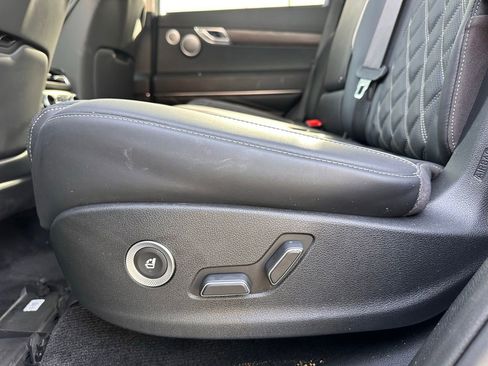 Used 2024 Genesis GV80 3.5T w/ Prestige Package image 25