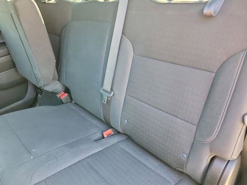 Used 2025 Chevrolet Silverado 1500 LT RWD image 14