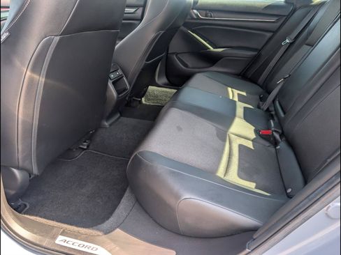 Used 2022 Honda Accord Sport image 10
