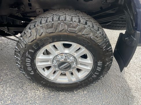 Used 2019 Ford F350 XLT w/ XLT Value Package image 17