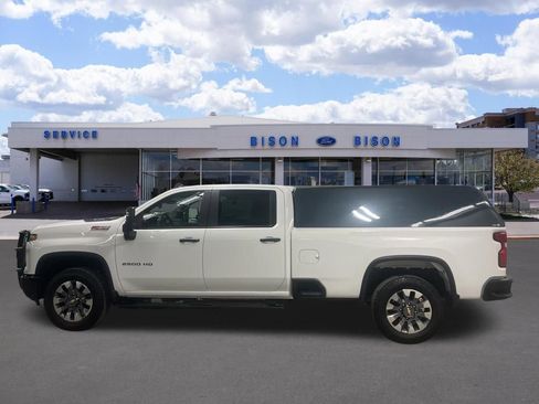 Used 2025 Chevrolet Silverado 2500 Custom w/ Custom Value Package image 6