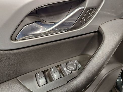 Used 2019 Chevrolet Blazer LT image 20