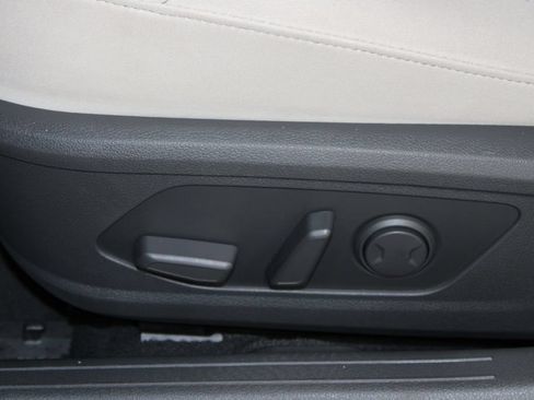Used 2024 Hyundai Sonata SEL FWD image 16