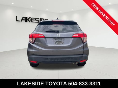 Used 2016 Honda HR-V EX image 3