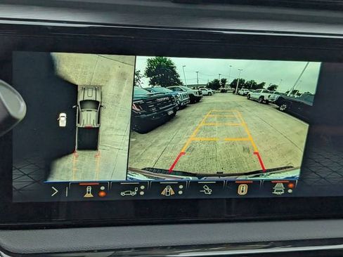 New 2026 GMC Sierra 2500 AT4 w/ AT4 Premium Plus Package AWD/4WD image 12