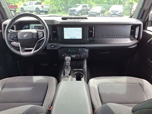 Certified 2023 Ford Bronco Big Bend w/ Sasquatch Package AWD/4WD image 18