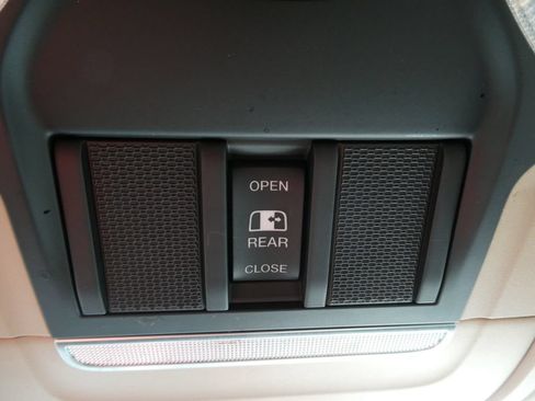 Used 2019 RAM 1500 Tradesman RWD image 31