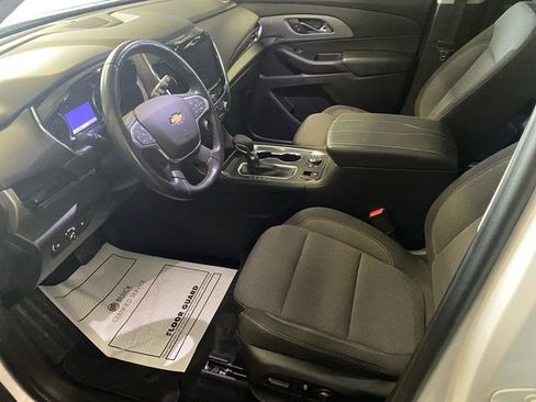 Certified 2021 Chevrolet Traverse LT image 11