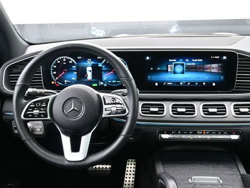 Used 2022 Mercedes-Benz GLS 450 4MATIC image 12