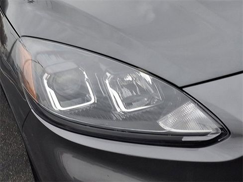 Certified 2022 Ford Escape S image 9