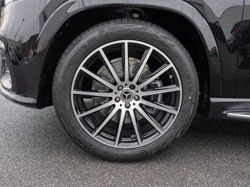 New 2026 Mercedes-Benz GLS 450 4MATIC image 5