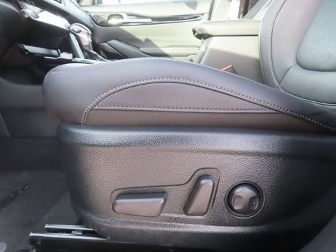 Used 2024 Kia Seltos EX image 8