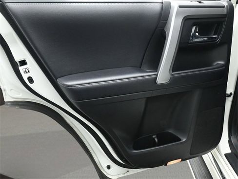 Used 2019 Toyota 4Runner Limited image 13