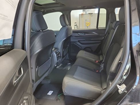 New 2026 Jeep Grand Cherokee Laredo X AWD/4WD image 8