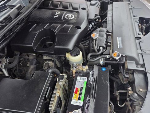 Used 2017 Nissan Armada Platinum image 28