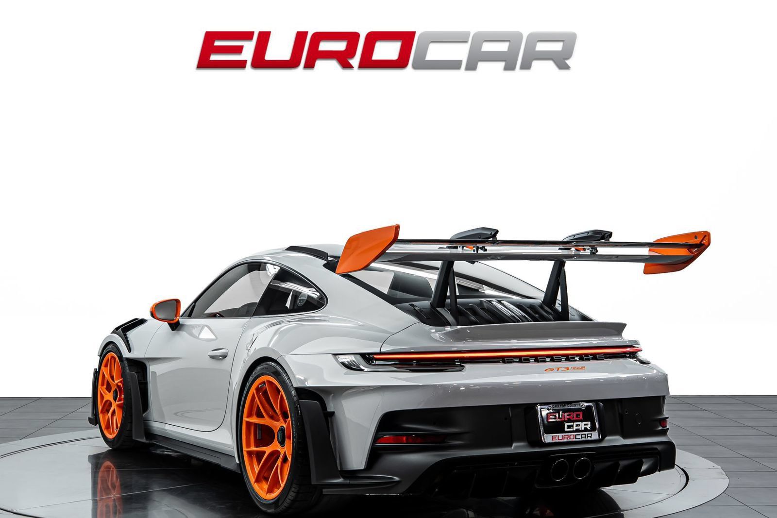 Used 2024 Porsche 911 GT3 RS RWD image 3