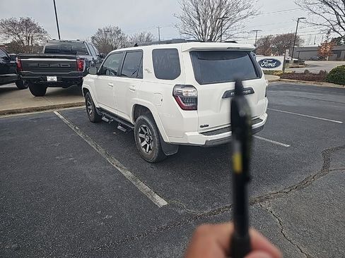 Used 2023 Toyota 4Runner TRD Off-Road Premium image 27