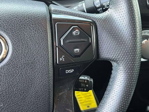 Used 2019 Toyota 4Runner TRD Off-Road Premium AWD/4WD image 23