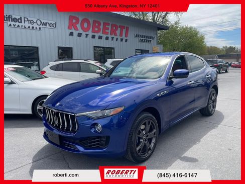 Used 2021 Maserati Levante image 1