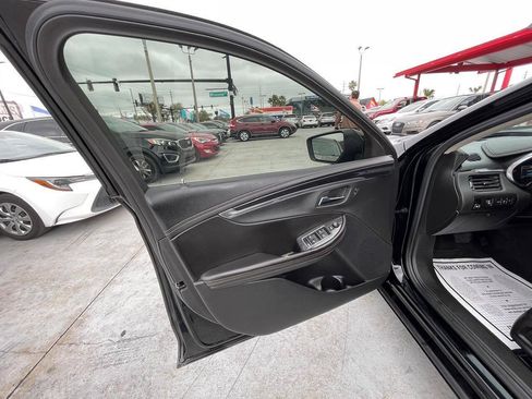 Used 2016 Chevrolet Impala LT w/ Leather Package FWD image 19