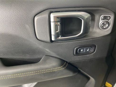 New 2025 Jeep Wrangler Unlimited Rubicon 392 image 19