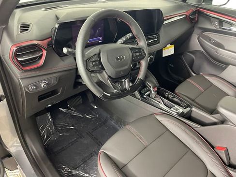 New 2026 Chevrolet TrailBlazer RS w/ Convenience Package AWD/4WD image 2