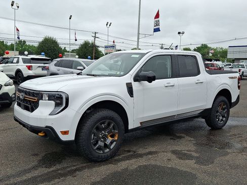 New 2025 Ford Maverick Tremor AWD/4WD image 2