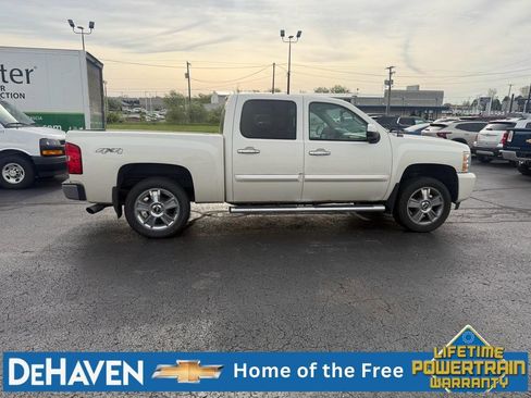 Used 2013 Chevrolet Silverado 1500 LTZ w/ LTZ White Diamond Edition AWD/4WD image 7