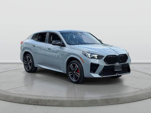 Used 2026 BMW X2 xDrive28i w/ Technology Package AWD/4WD image 1
