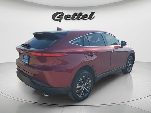 Certified 2023 Toyota Venza LE AWD/4WD image 5