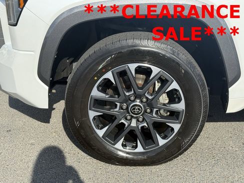 Used 2022 Toyota Tundra 1794 Edition w/ Advanced Package image 10