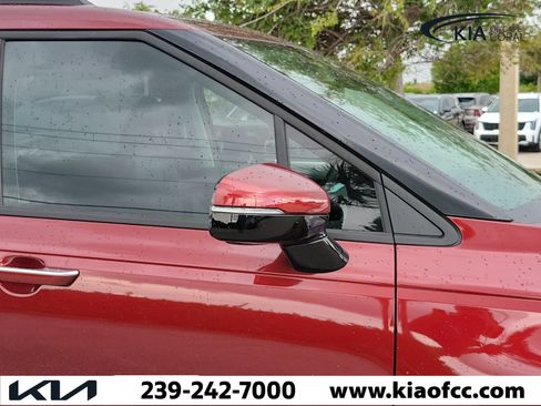 New 2026 Kia Carnival EX FWD image 8