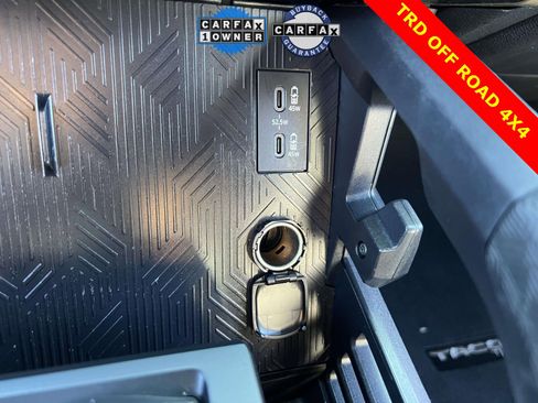 Used 2024 Toyota Tacoma TRD Off-Road image 26