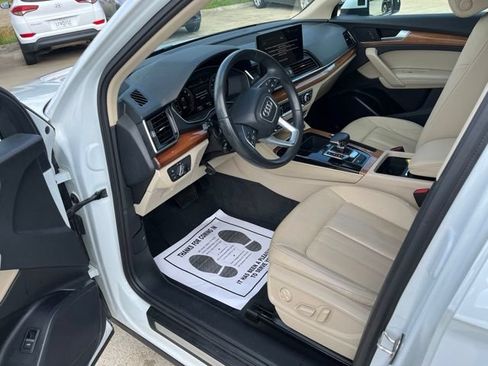 Used 2021 Audi Q5 2.0T Premium Plus w/ Premium Plus Package AWD/4WD image 10