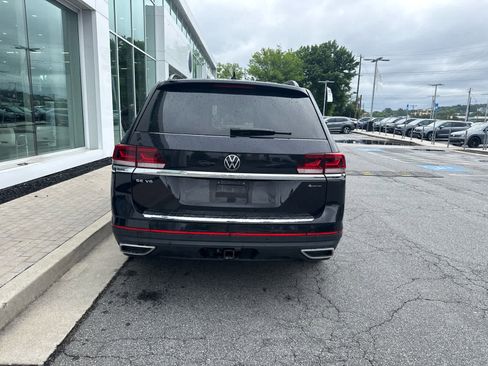 Used 2023 Volkswagen Atlas SE w/ Panoramic Sunroof Package AWD/4WD image 7