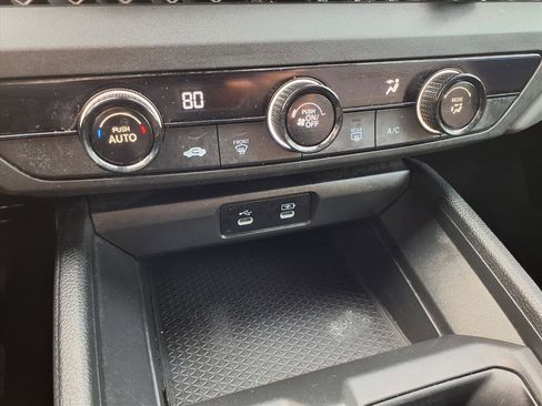 Certified 2023 Honda Accord LX image 7