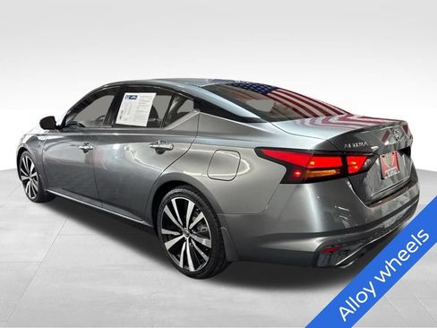 Used 2020 Nissan Altima 2.5 Platinum FWD image 7