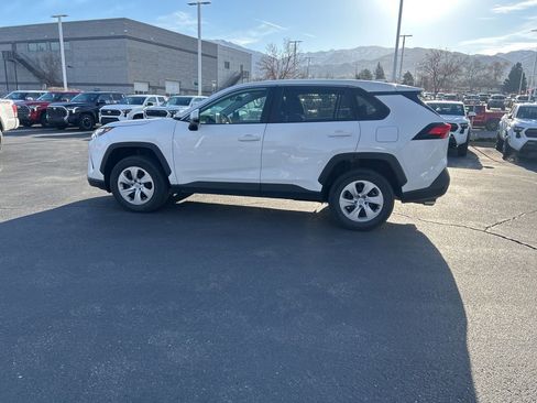 Used 2023 Toyota RAV4 LE image 8